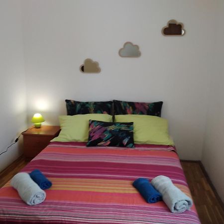 Apartmani Maja Pag Town Eksteriør billede