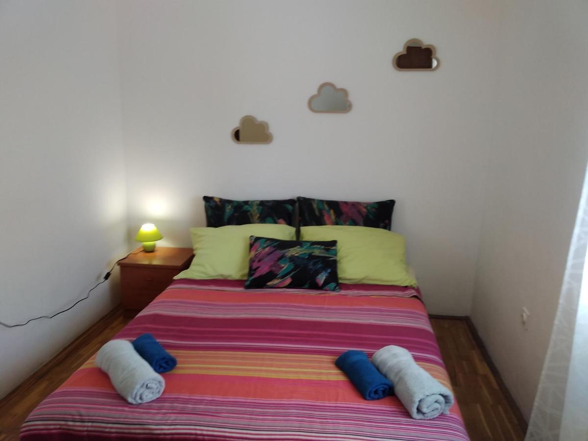 Apartmani Maja Pag Town Eksteriør billede