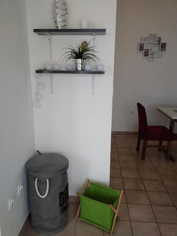 Apartmani Maja Pag Town Eksteriør billede