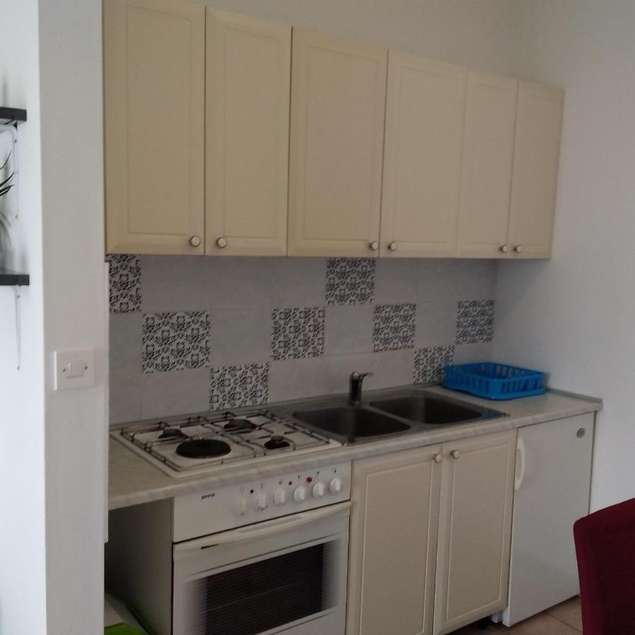 Apartmani Maja Pag Town Eksteriør billede