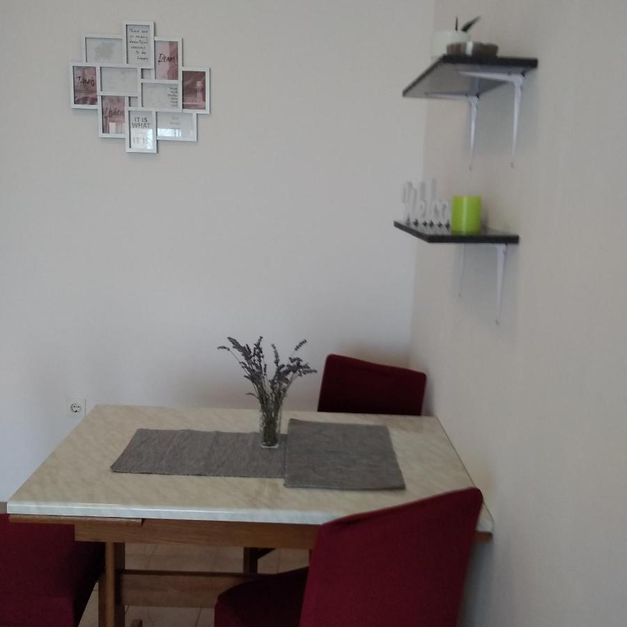 Apartmani Maja Pag Town Eksteriør billede